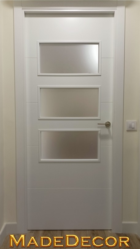 Puerta 4 rayas horizontales con 3v