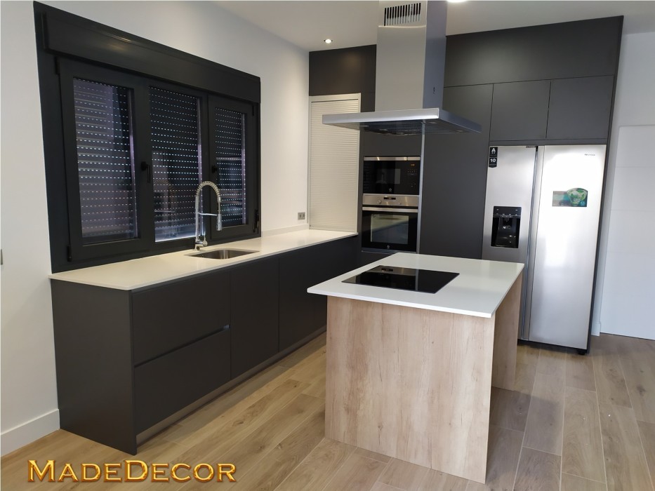 LAMINADO BAJA PRESIÓN AUSTRIA ANTRACITA/BOSTON ROBLE NEBRASKA